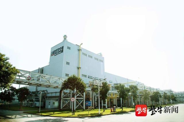 让汽车内饰更环保,国际特殊化学品&ldquo;巨头&rdquo;在南通投产首条水性涂料生产线